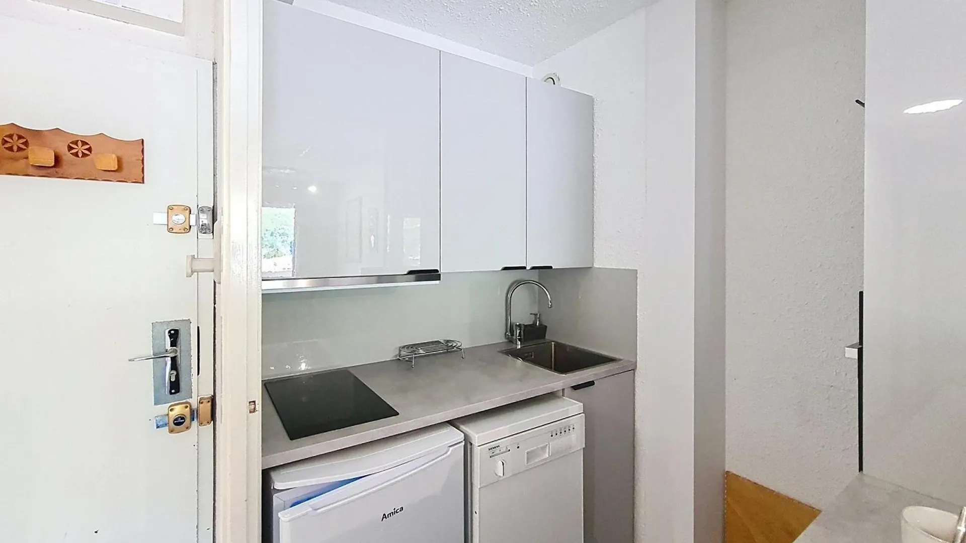 Appartement Confortable Centre Station Balcon - Fr-1-344-922 圣马丁德贝尔维尔