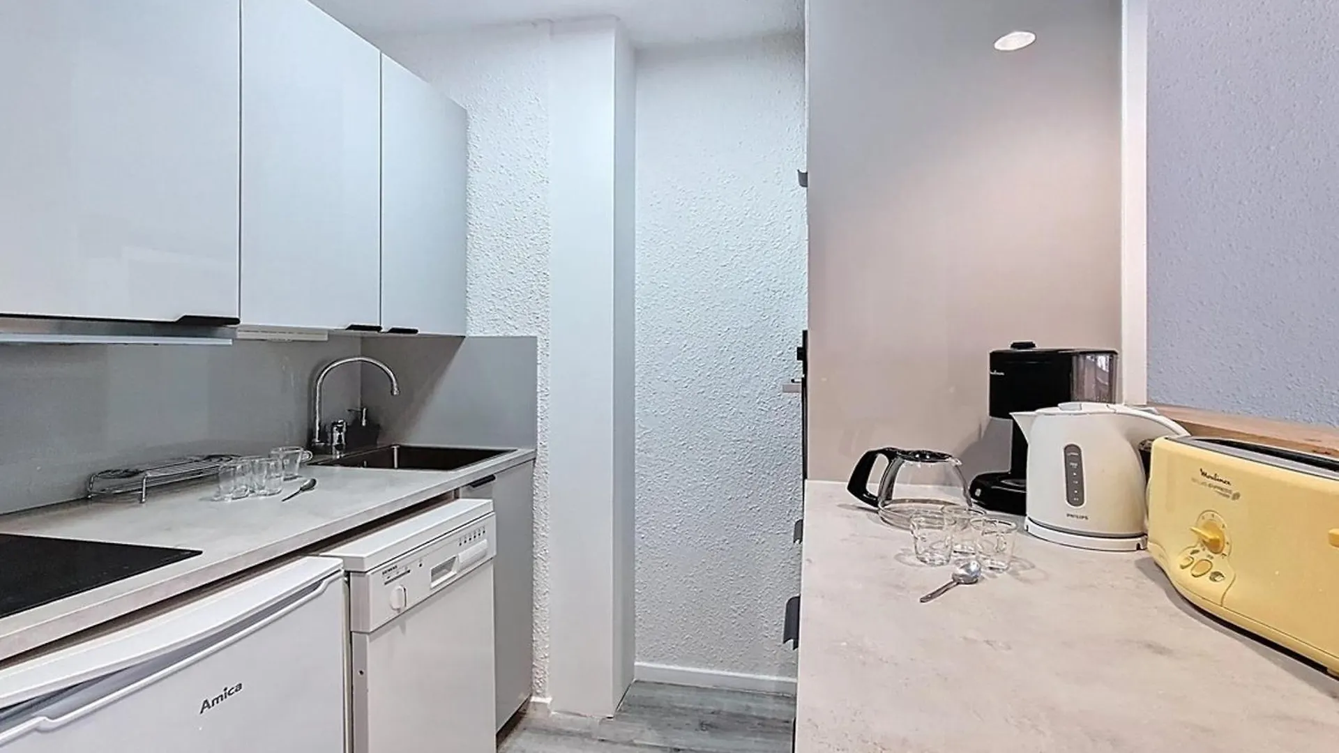 Appartement Confortable Centre Station Balcon - Fr-1-344-922 圣马丁德贝尔维尔 0*,